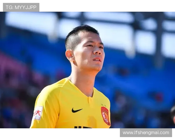 黄博文寄语国足已很强带着希望离开吉达未来属于你们赛场拼搏青春